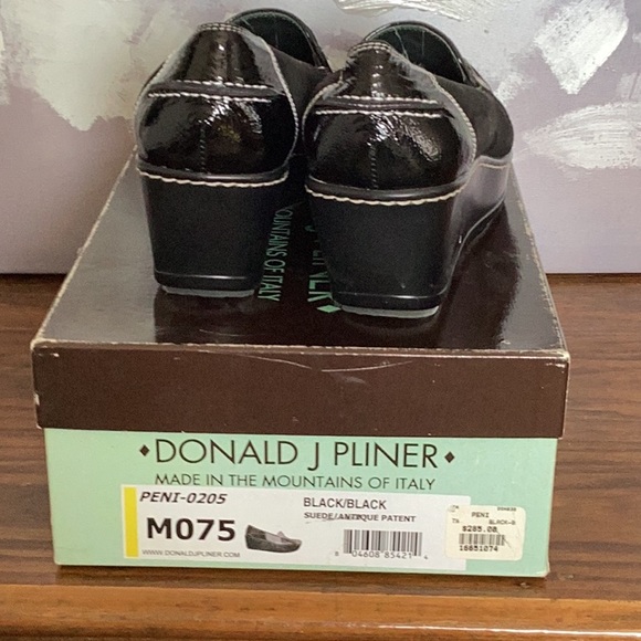 Donald Pilner suede wedge - Picture 3 of 4